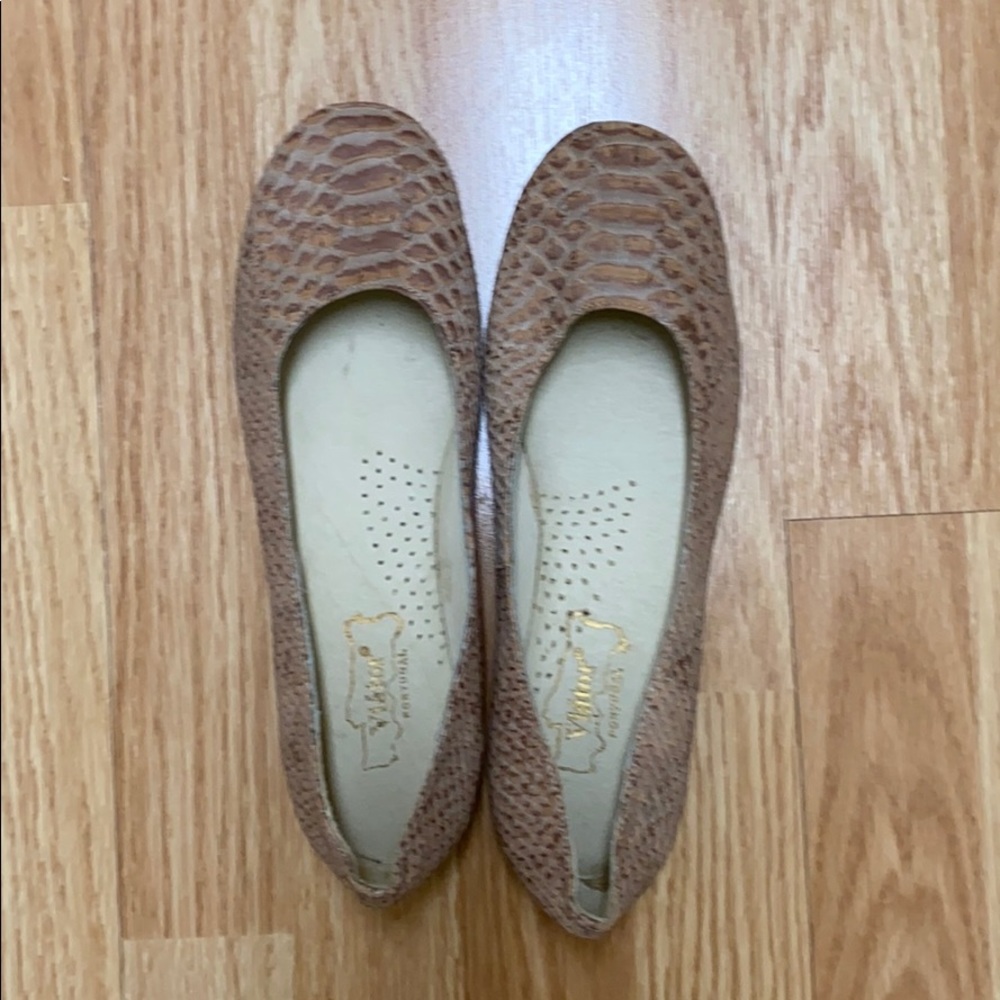 Viator cork shoes from Portugal euro size 39 $20
